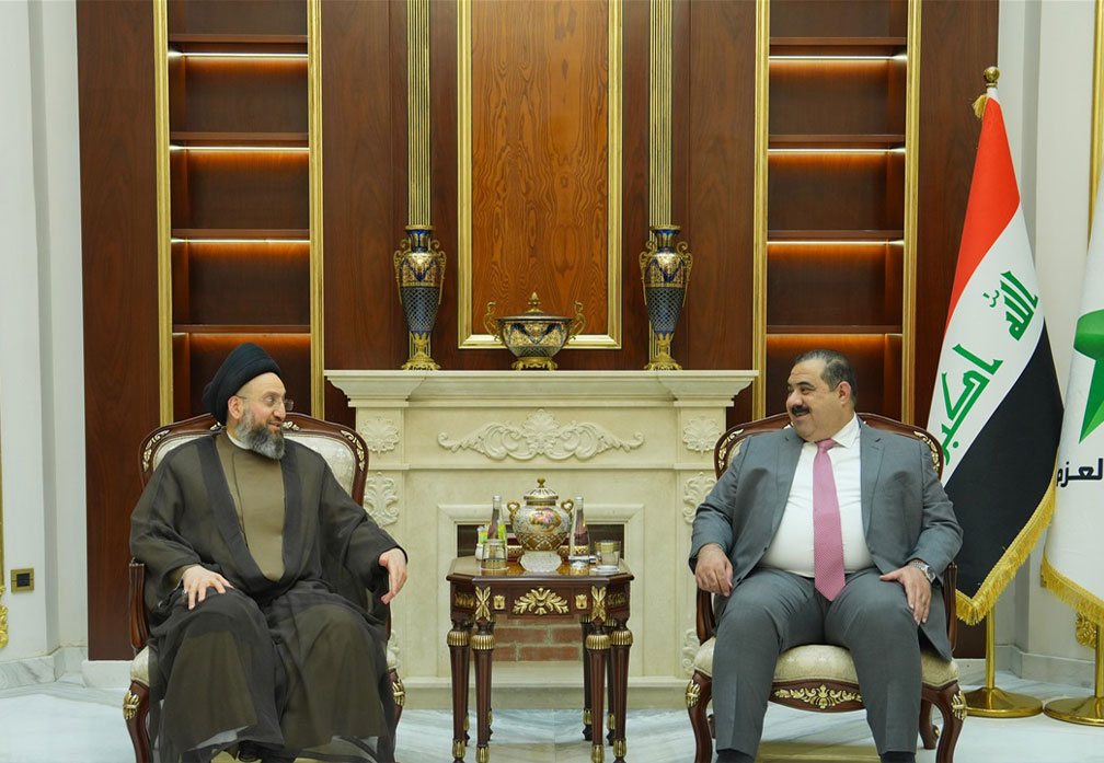 لقاء سياسي يجمع السامرائي والحكيم لبحث تشكيل الحكومة والاستقرار