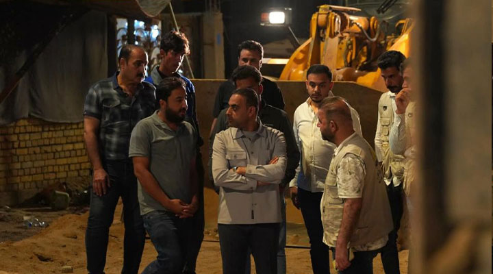 "العامري يجري جولة ليلية لمتابعة مجاري وخط مياه مناوي لجم بالبصرة"