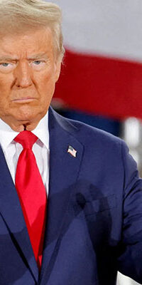 ترامب دونالد ترامب يتحدث عن نهاية قريبة للحرب مع إيران.