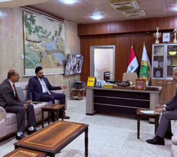 الصالحي يبحث واقع التربية في الزبير ويلتقي مدير القسم 