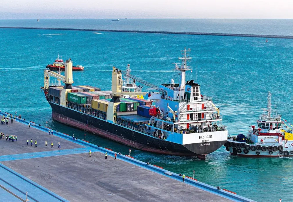 ميناء خور الزبير: بوابة البصرة للصناعة والتصدير