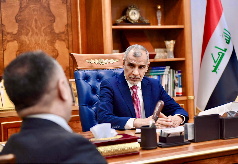 وزير المالية فالح ساري
