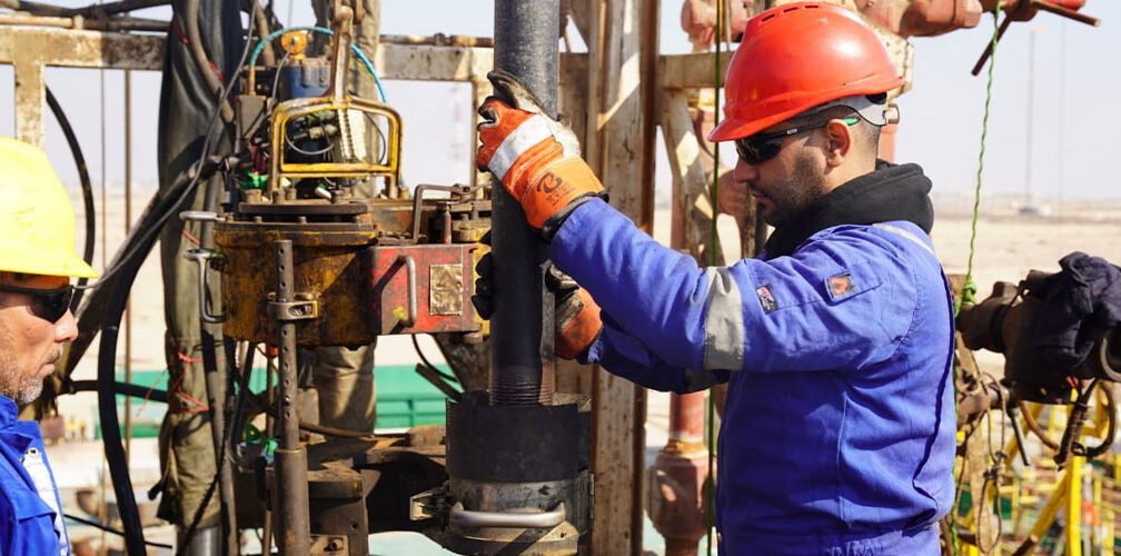 ملاكات شركة الحفر العراقية تنفذ أعمال استصلاح البئر النفطي ZB 693 في حقل الزبير باستخدام جهاز الاستصلاح IDC 48 لتعزيز كفاءة الإنتاج النفطي