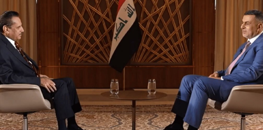 محافظ البصرة أسعد العيداني خلال حوار مع الإعلامي حميد عبد الله