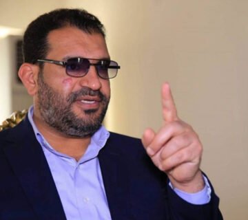 النائب فالح حسن الخزعلي يتحدث خلال لقاء صحفي