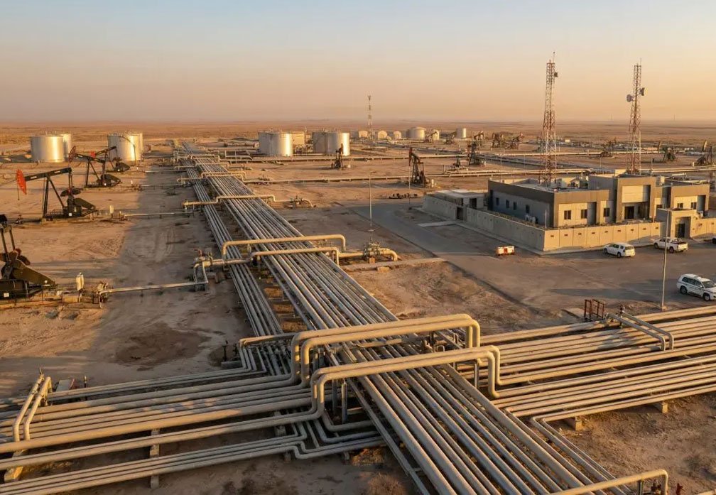 حقل غرب القرنة 1 النفطي في البصرة ومنشآت إنتاج النفط والأنابيب