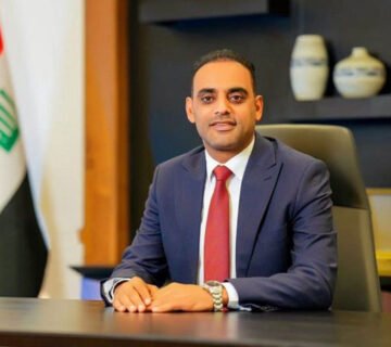 النائب الإداري لمحافظ البصرة ماهر العامري خلال حديثه عن رواتب موظفي