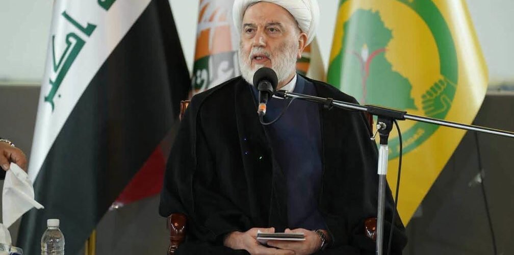 الشيخ همام حمودي خلال جلسة حوارية للحديث عن حصر السلاح بيد الدولة العراقية