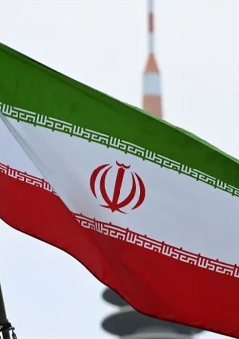 علم إيران